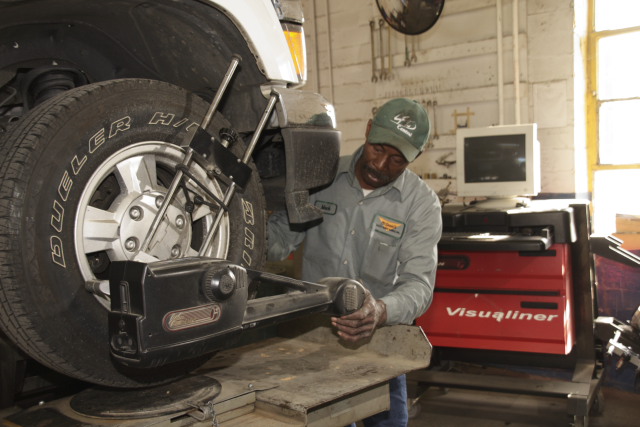 Auto Wheel alignment